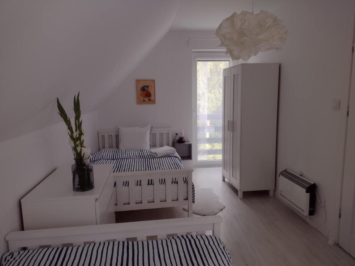 Marina Sasino - Komfortowe Domy Z Sauna I Kominkami Bagian luar foto